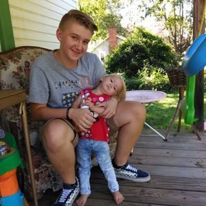 Meet your Posher, Cari